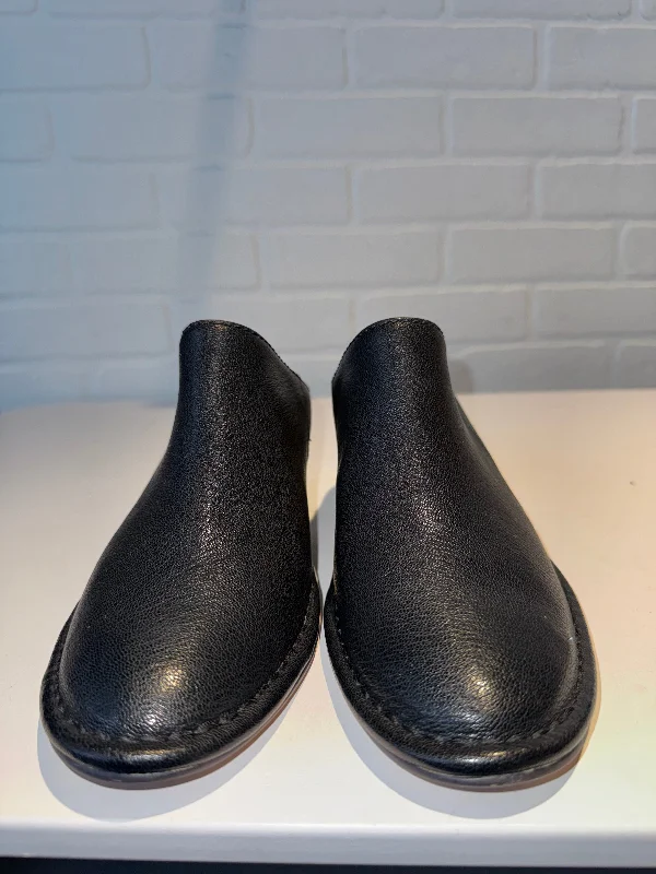 Shoes Flats By Clarks In Black, Size: 8.5