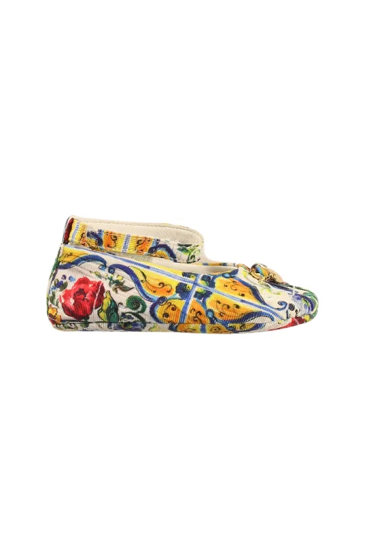 Dolce & Gabbana Flats (EU19)