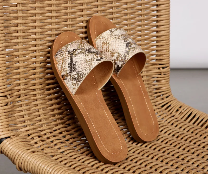 Casual Trendsetter Slide-On Sandals