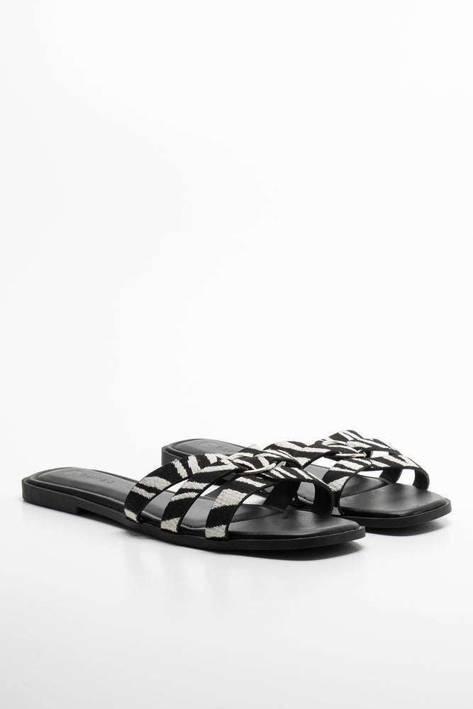 Circle Trim Sandal Black & White