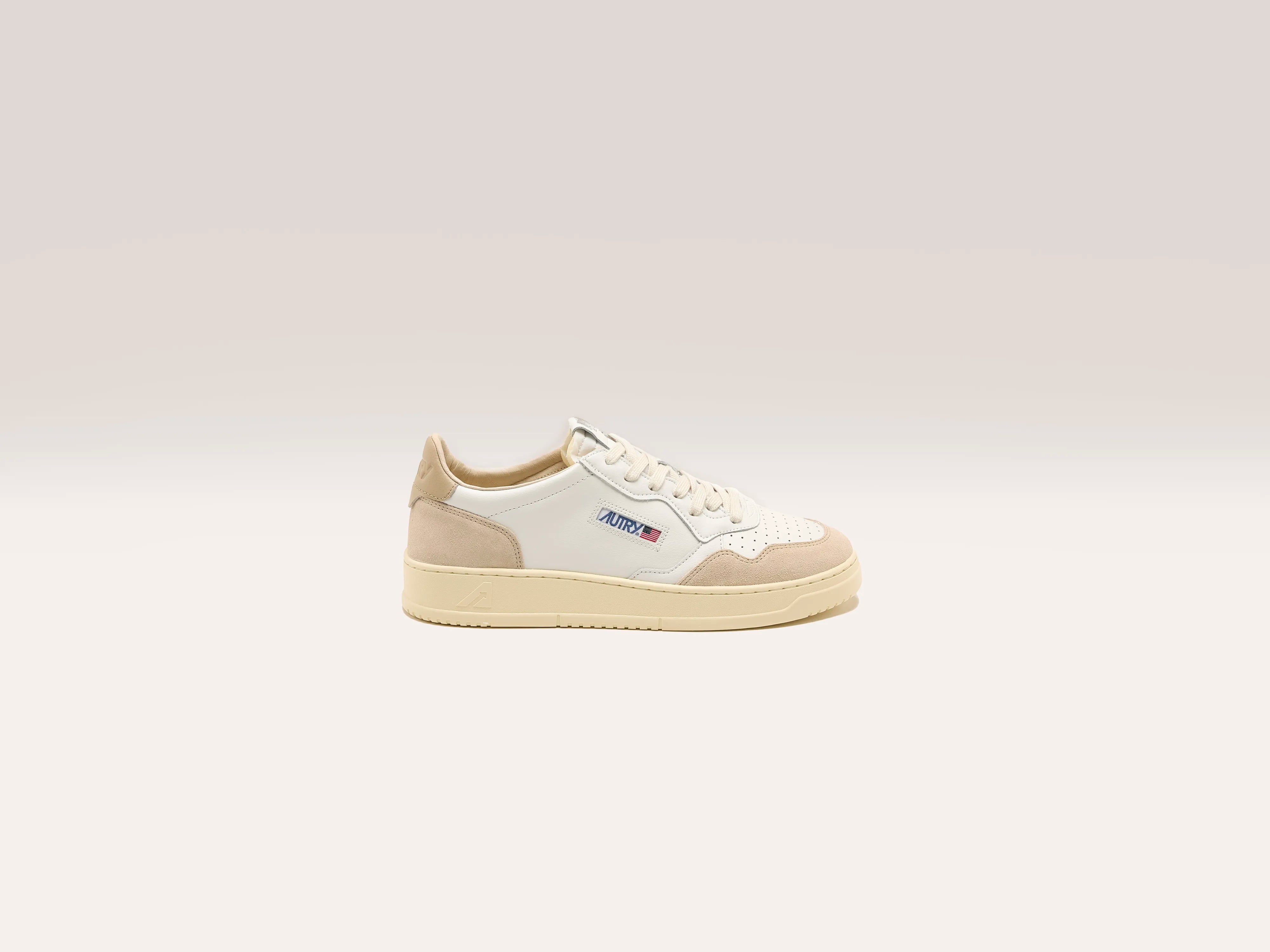 Medalist Low For Women (242 / W / BEIGE)